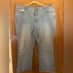 Boot cut jeans -petite